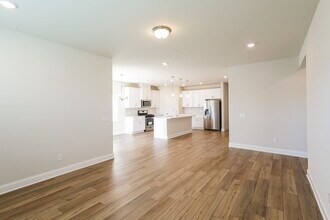 1230 Dutch peak in Lebanon, TN - Foto de edificio - Building Photo