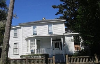 911 Union St in Brunswick, GA - Foto de edificio - Building Photo