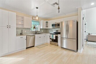 6885 Barnwell Dr in Boynton Beach, FL - Building Photo - Building Photo