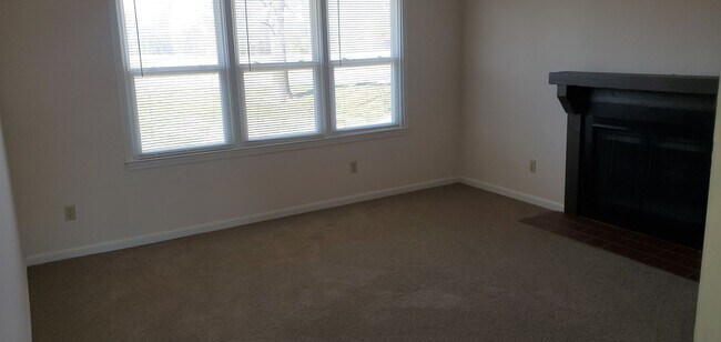 306 W Southampton Dr in Columbia, MO - Building Photo - Building Photo