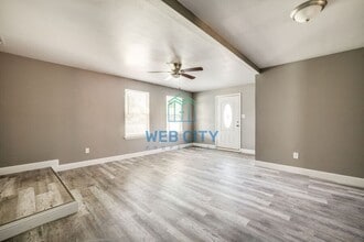 508 S Jesse Lee St in Kemp, TX - Building Photo - Building Photo