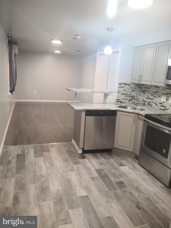 property at 600 N 11th St