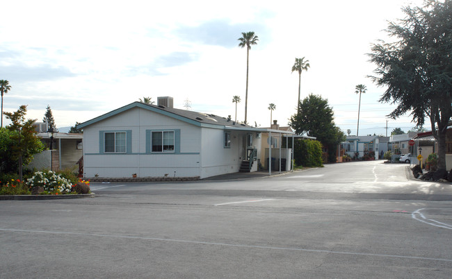 El Dorado Mobile Home Park in Sunnyvale, CA - Building Photo - Building Photo