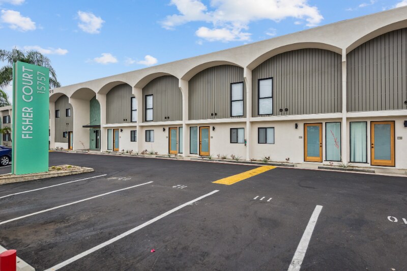 15741 Francisquito Ave in La Puente, CA - Building Photo