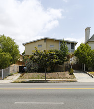 440 S Wilton Pl in Los Angeles, CA - Building Photo - Building Photo