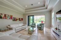 6560 Roma Way in Naples, FL - Foto de edificio - Building Photo