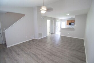 1602 High Quest Cir in Columbia, MO - Building Photo - Building Photo