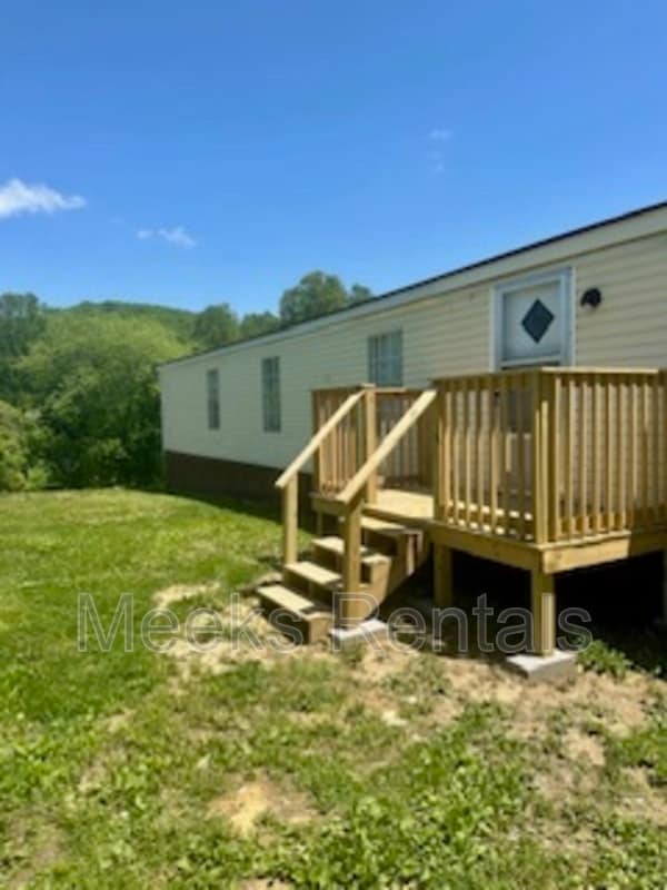 property at 321 Empire Dr
