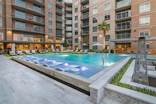 4719 Cole Ave in Dallas, TX - Building Photo