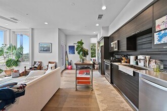 1800 E 4th St in Austin, TX - Building Photo - Building Photo