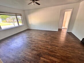 171 S W 5th St in Healdton, OK - Building Photo - Building Photo