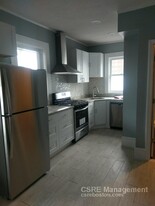 1293 Cambridge St, Unit 3R Apartamentos