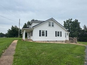 5306 Snow Creek Rd in Martinsville, VA - Building Photo - Building Photo