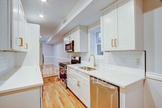203 S Regester St in Baltimore, MD - Building Photo - Building Photo