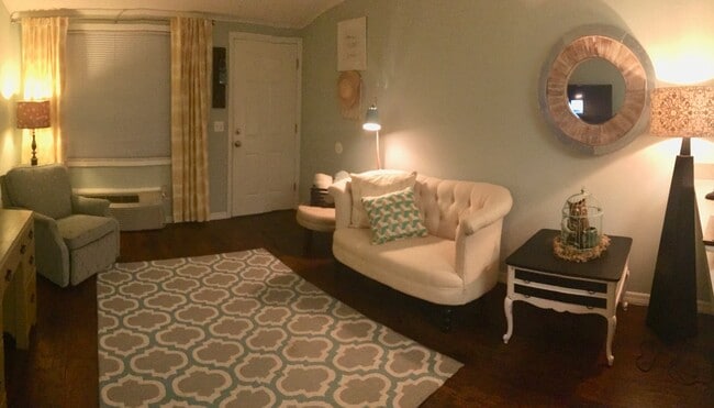 583 7th Pl, Unit 583