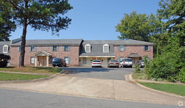 X-Bristol Manor in Little Rock, AR - Building Photo - Building Photo