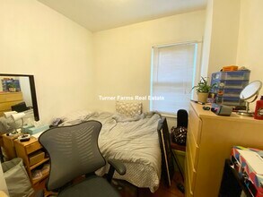 93A Hillside St, Unit 1 in Boston, MA - Building Photo - Building Photo