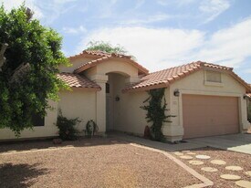 31 S Ash Dr in Chandler, AZ - Building Photo