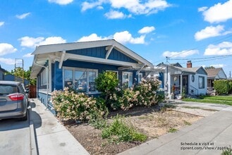 2306 108th Ave in Oakland, CA - Building Photo - Building Photo
