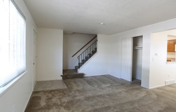 Westbrooke Commons Apartments and Townhomes in Rochester, NY - Foto de edificio - Interior Photo