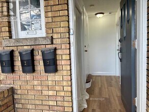 1700 Gerrard St E in Toronto, ON - Building Photo - Building Photo