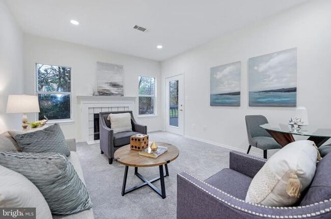 property at 4405 Sedgehurst Dr