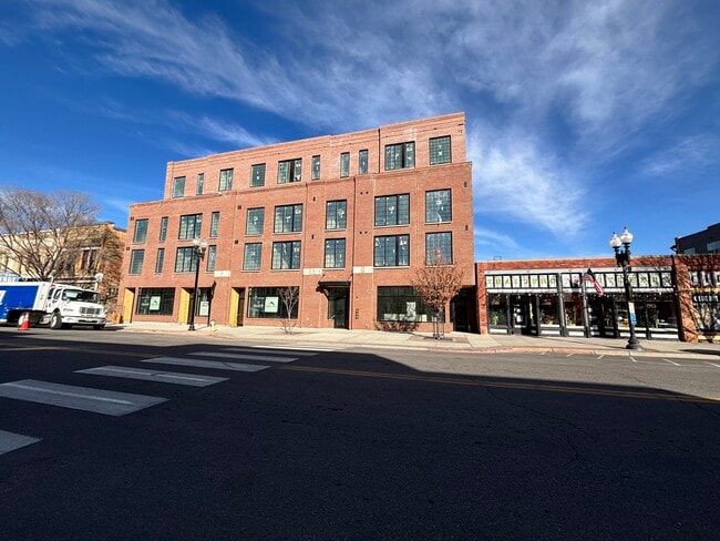 Union Walk in Ogden, UT - Foto de edificio - Building Photo