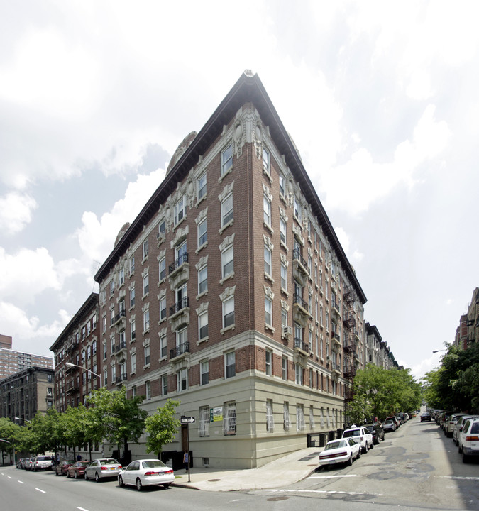 631 W 136th St in New York, NY - Building Photo