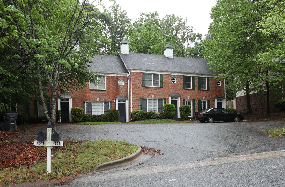 4373 Redgate Rd in Norcross, GA - Foto de edificio