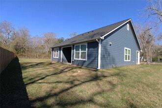 503 Austin St in Brazoria, TX - Building Photo - Building Photo