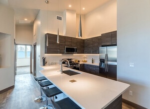 Chambers Lofts in Eagle, CO - Foto de edificio - Building Photo