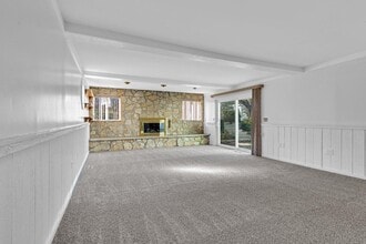 49 Commanche Ct in Granville, OH - Building Photo - Building Photo