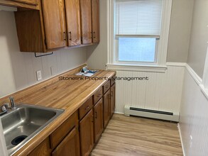 161 Farm St in Woonsocket, RI - Building Photo - Building Photo