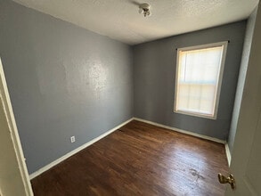 509 Chris Ave in Altus, OK - Building Photo - Building Photo