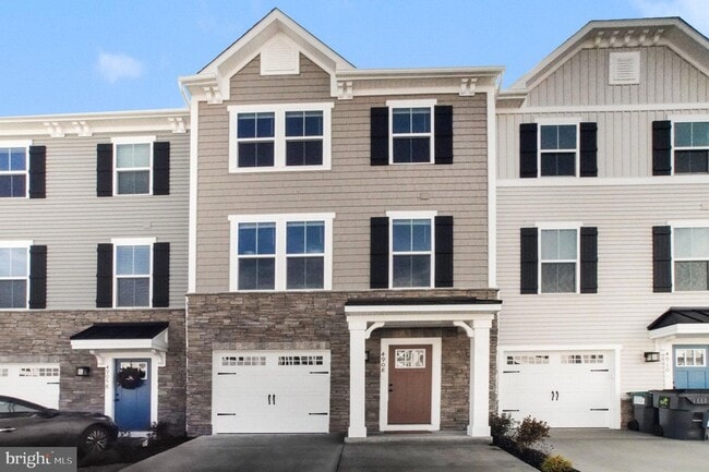 property at 4908 Dunhaven Dr