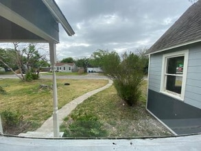 1253 Logan Ave in Corpus Christi, TX - Building Photo - Building Photo
