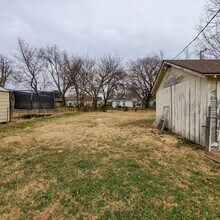 632 W Dewey St in Shawnee, OK - Building Photo - Building Photo