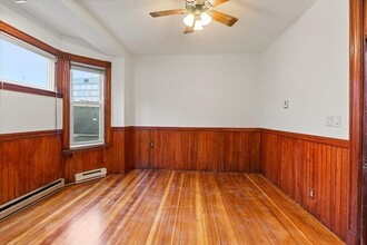 39 Kent St, Unit 3 in Brookline, MA - Building Photo - Building Photo