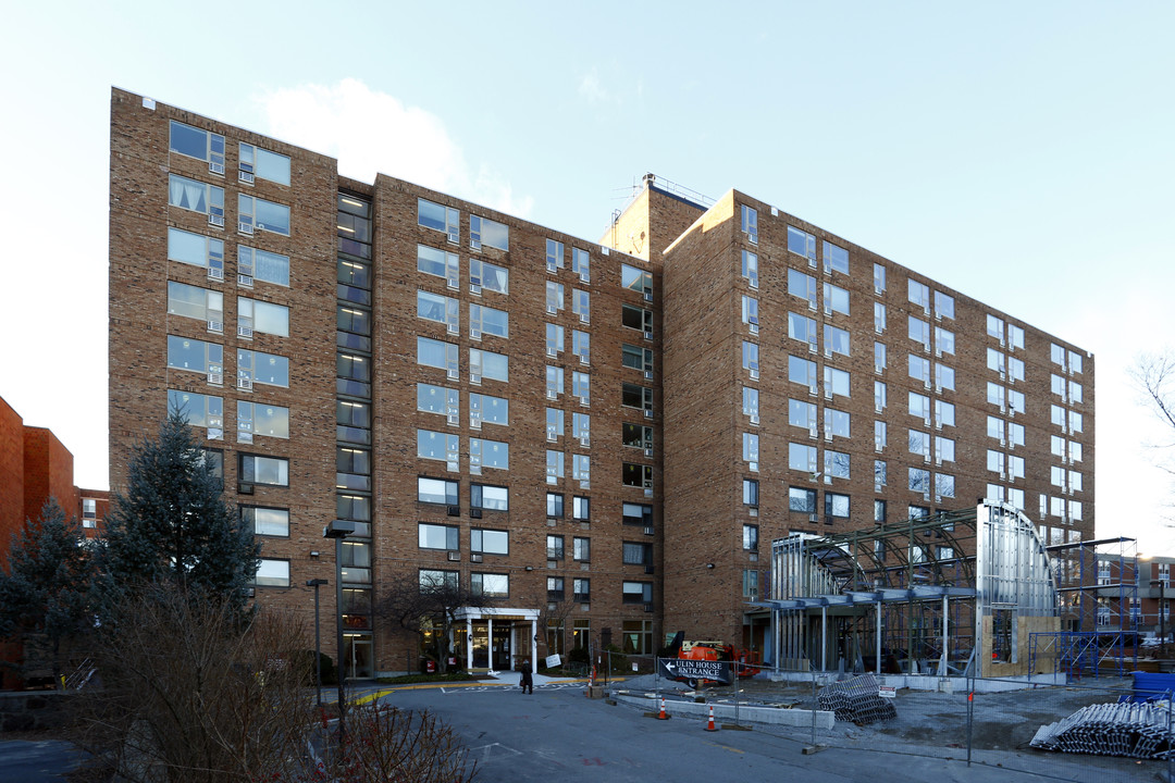 Ulin House in Brighton, MA - Building Photo