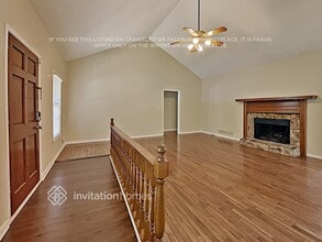 1555 Pine Creek Way NE in Lawrenceville, GA - Foto de edificio - Building Photo