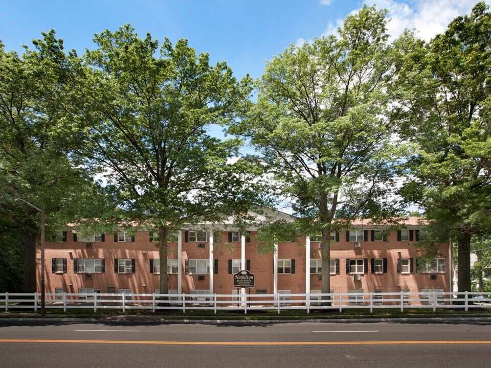 Hamilton Apartments in Rahway, NJ - Foto de edificio