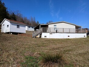 251 Flat Creek Ln in Blountville, TN - Building Photo - Building Photo