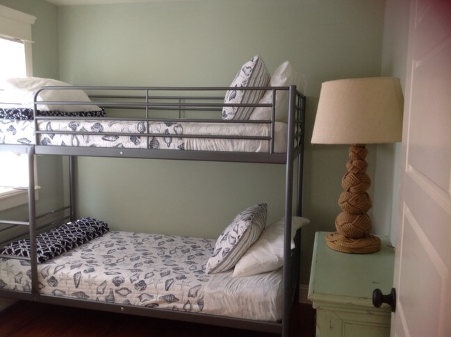 54-58 5th St in Highlands, NJ - Foto de edificio - Interior Photo