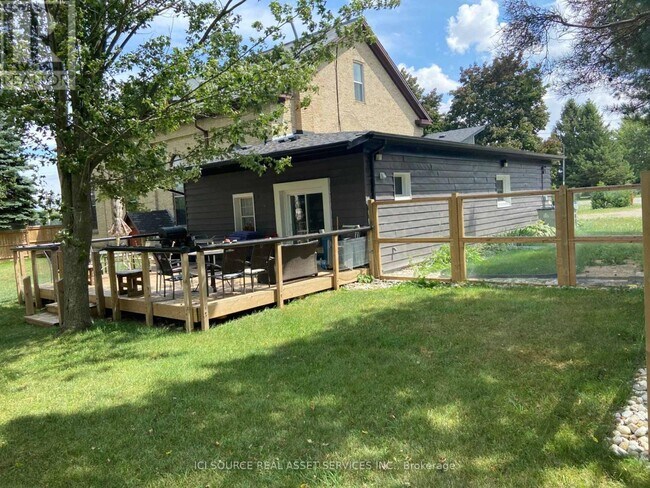 14310 Ilderton Rd in Middlesex Centre, ON - Building Photo - Building Photo