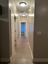 4723 N Hillside Ct in Wichita, KS - Building Photo - Building Photo