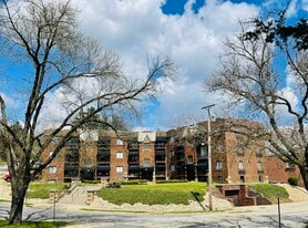 100 Newburn Dr, Unit 4