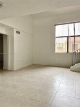 2740 W 62nd St in Hialeah, FL - Building Photo - Building Photo