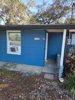 1449 N Ronald Reagan Blvd, Unit Studio in Longwood, FL - Building Photo
