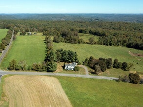 510 Good Hill Rd in Woodbury, CT - Building Photo - Building Photo