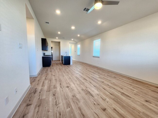436 Wilshire Rd in San Marcos, TX - Building Photo - Building Photo